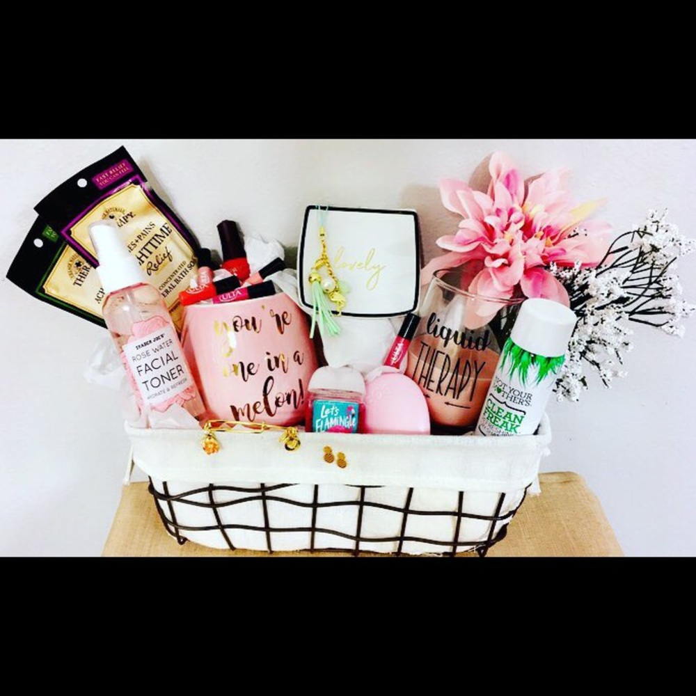 Customized gift baskets for any & all occasions
